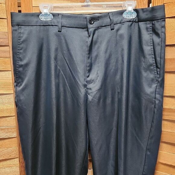 Greg Norman Attack Life Black Pants Men 36 x 32 Golf Flat Front Slacks Polyester - Picture 3 of 8
